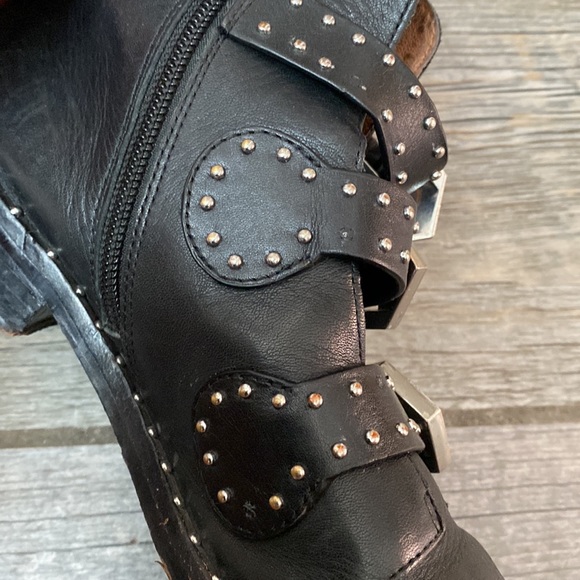 Gianni Bini Studded Ankle Boots 7.5 - Picture 7 of 7